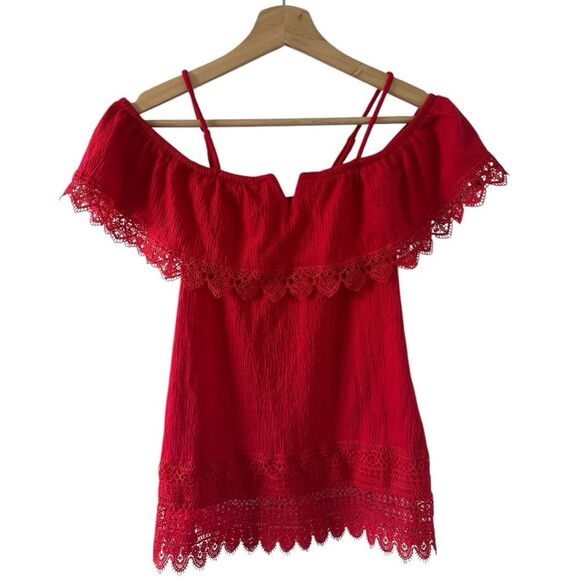 No Boundaries Red Top Small Off The Shoulder Lace Bohemian Romantic Flirty Boho - Picture 3 of 3